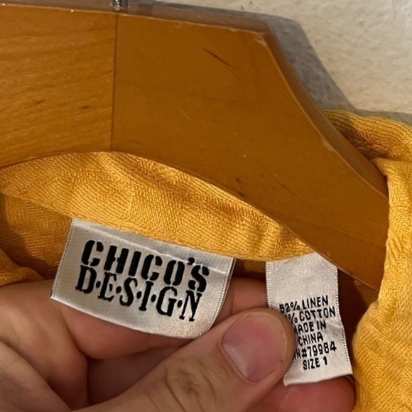 Chico’s Top Size 1 - Picture 2 of 3